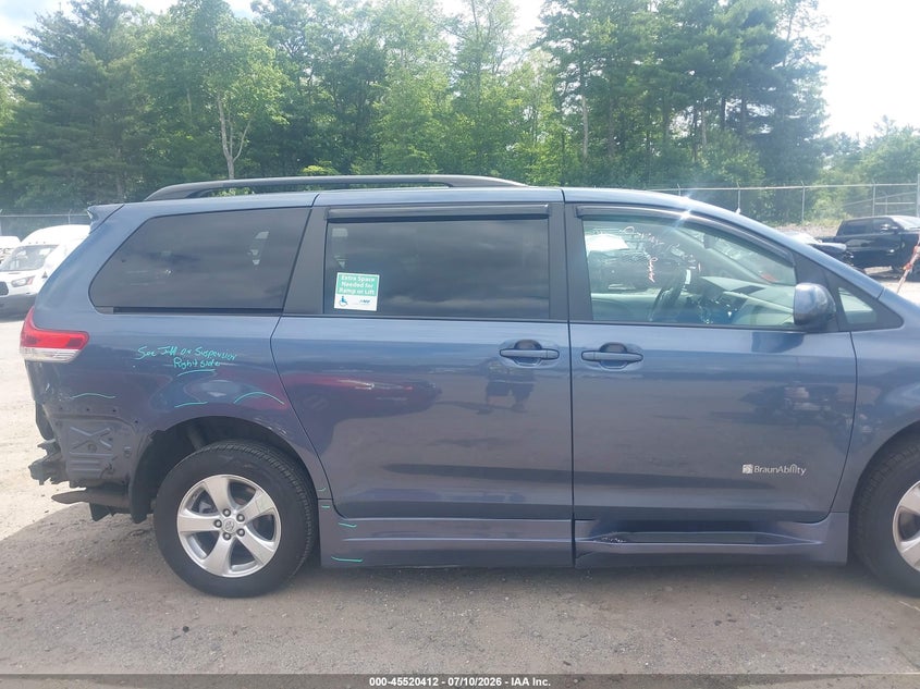 2014 Toyota Sienna VIN 5TDKK3DC3ES433342 IAAI salvage auction — UNDERCARRIAGE, Salvage Title, sold $8,100 on 2026-07-25 (photo 6)