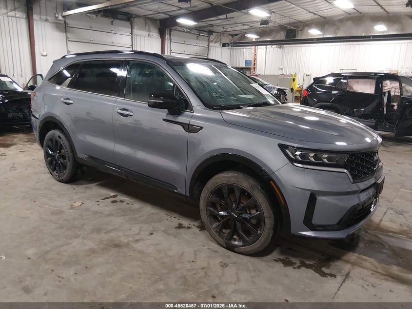 2022 Kia Sorento VIN 5XYRKDLF8NG076947 IAAI salvage auction — REAR END, Salvage Title, sold $6,100 on 2026-08-01 (photo 1)