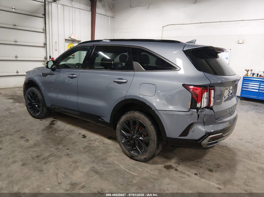 2022 Kia Sorento VIN 5XYRKDLF8NG076947 IAAI salvage auction — REAR END, Salvage Title, sold $6,100 on 2026-08-01 (photo 3)
