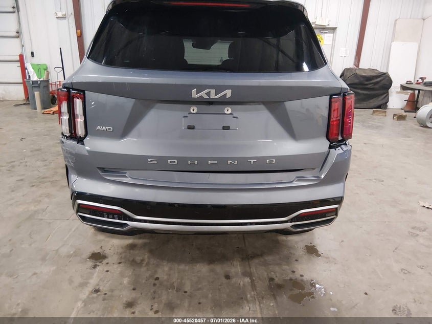 2022 Kia Sorento VIN 5XYRKDLF8NG076947 IAAI salvage auction — REAR END, Salvage Title, sold $6,100 on 2026-08-01 (photo 6)