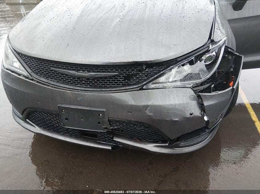 2019 Chrysler Pacifica VIN 2C4RC1BG7KR751510 IAAI salvage auction — FRONT END, Wait Title, sold $4,300 on 2026-08-29 (photo 6)
