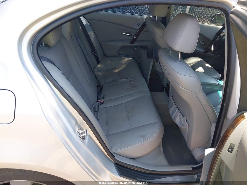 2006 BMW 5 series VIN WBANE53546CK79839 IAAI salvage auction — NORMAL WEAR, Clear (Virginia), sold $300 on 2026-07-30 (photo 8)
