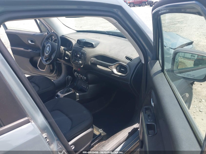 2017 Jeep Renegade VIN ZACCJAAB9HPG07133 IAAI salvage auction — RIGHT FRONT, Salvage Title, sold $1,950 on 2026-08-17 (photo 5)