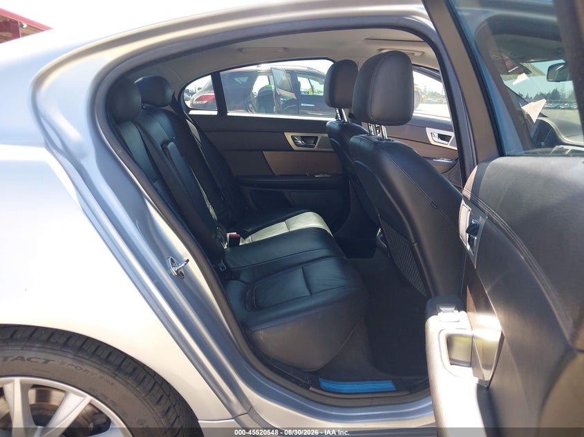 2013 Jaguar Xf VIN SAJWA0ES6DPU00693 IAAI salvage auction — NORMAL WEAR, Salvage (California), sold $575 on 2026-07-28 (photo 8)
