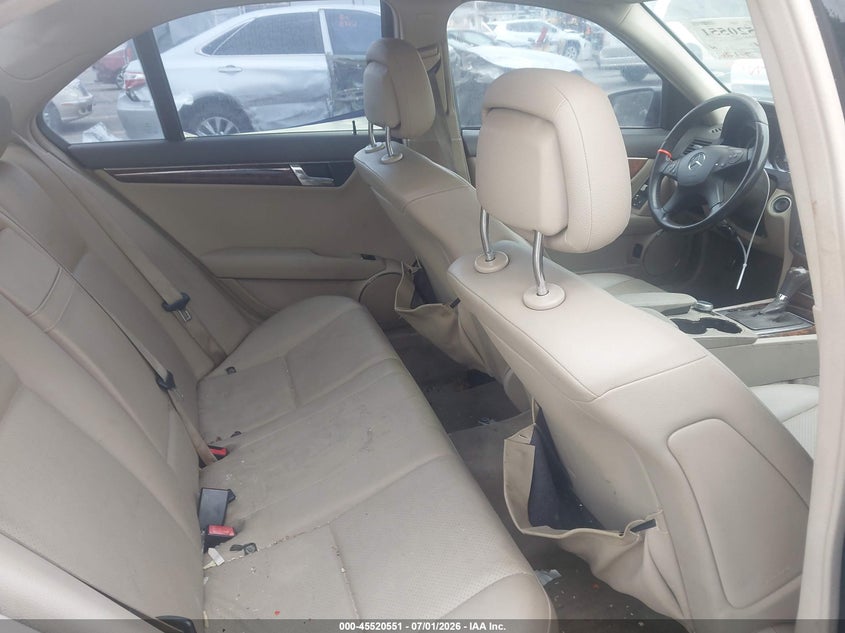 2010 Mercedes-benz C class VIN WDDGF5EB8AF437205 IAAI salvage auction — NORMAL WEAR, Clear - Dealer Only (California), sold $475 on 2026-07-28 (photo 8)