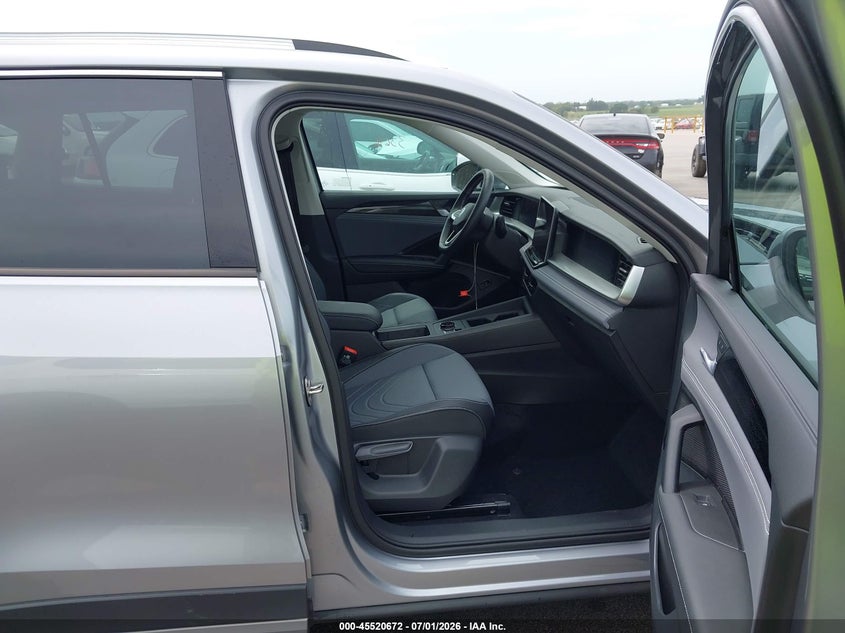 2025 Volkswagen Tiguan VIN 3VVMR7RM0SM053336 IAAI salvage auction — RIGHT REAR, Salvage (Nebraska), sold $11,275 on 2026-08-27 (photo 5)