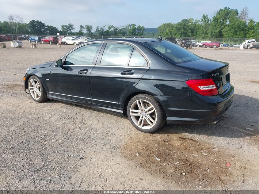 2012 Mercedes-benz C-klasse VIN WDDGF4HB6CA655360 IAAI salvage auction — SIDE, Salvage (Ohio), sold $1,100 on 2026-08-03 (photo 3)