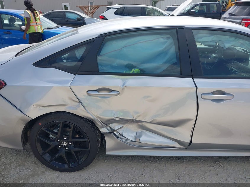 2026 Honda Civic VIN 2HGFE2F50TH592057 IAAI salvage auction — SIDE, Salvage (Ohio), sold $9,150 on 2026-08-27 (photo 6)