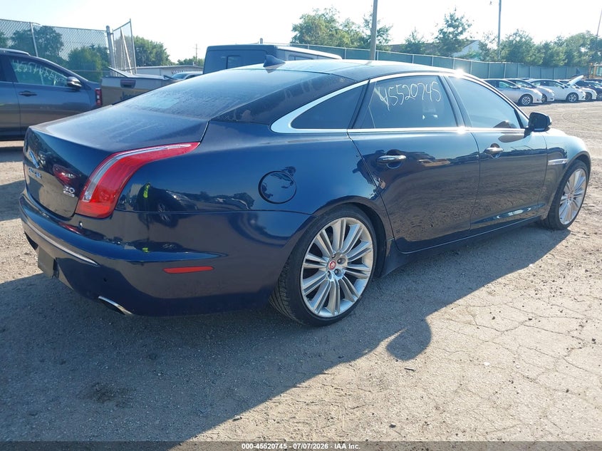 2013 Jaguar Xj series VIN SAJWJ2GDXD8V52044 IAAI salvage auction — NORMAL WEAR, Clear (Indiana), sold $625 on 2026-07-16 (photo 4)