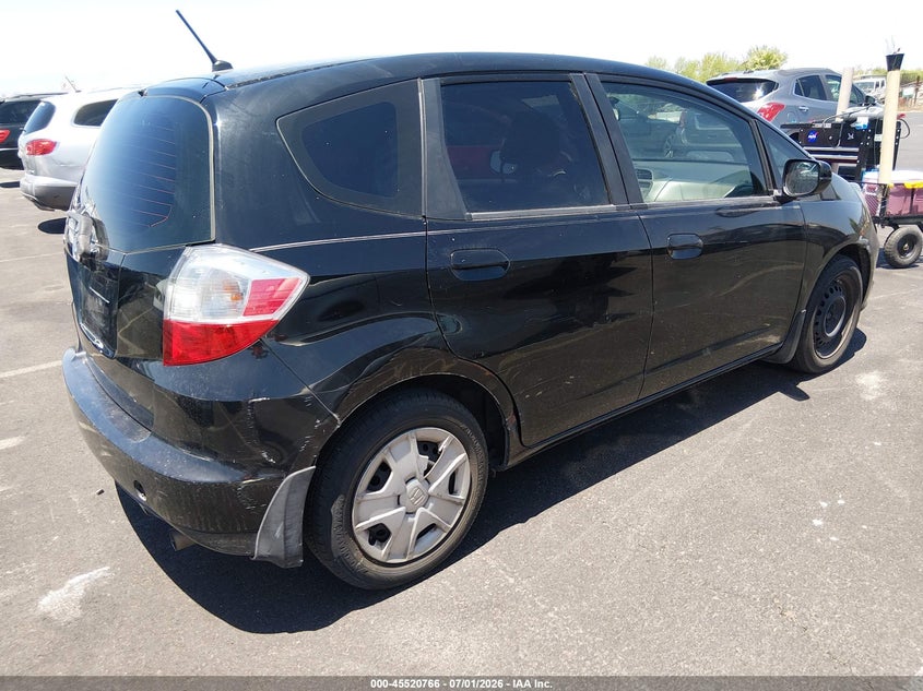 2013 Honda Fit VIN JHMGE8G32DC030473 IAAI salvage auction — NORMAL WEAR, Clear (Nevada), sold $1,100 on 2026-07-17 (photo 4)
