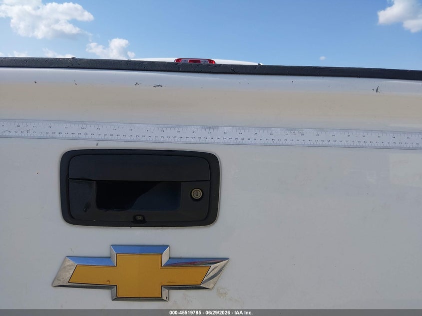 2018 Chevrolet Silverado VIN 1GC1CUEG2JF258902 IAAI salvage auction — NORMAL WEAR, SF97 (Alabama), sold $12,100 on 2026-09-09 (photo 6)