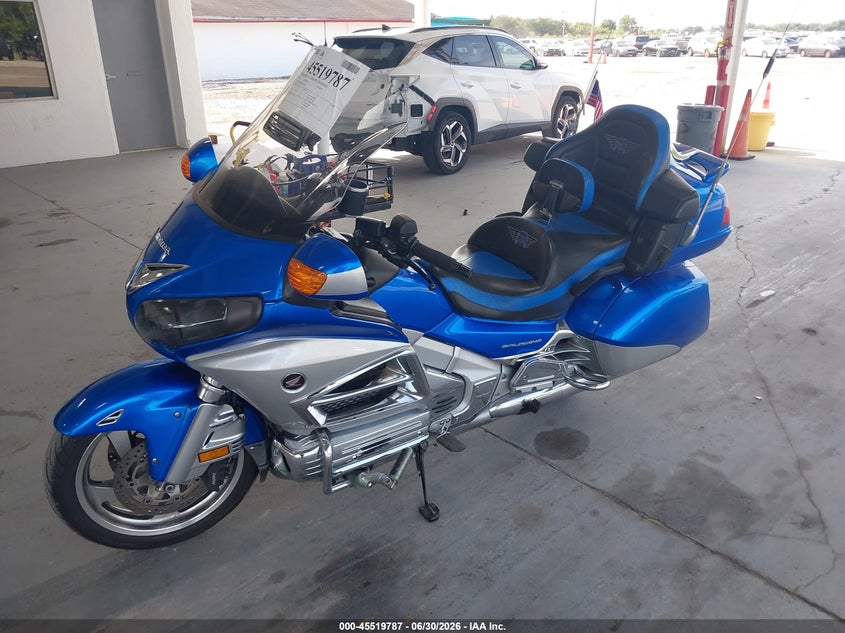 2012 Honda Gl1800c VIN JH2SC68M7CK000118 IAAI salvage auction — UNKNOWN, Rebuildable (Florida), sold $4,050 on 2026-07-21 (photo 2)