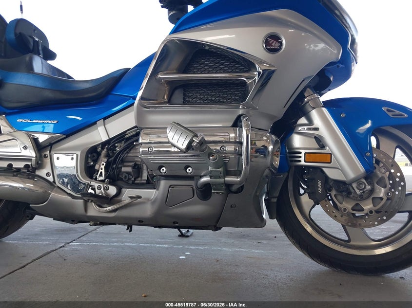 2012 Honda Gl1800c VIN JH2SC68M7CK000118 IAAI salvage auction — UNKNOWN, Rebuildable (Florida), sold $4,050 on 2026-07-21 (photo 8)