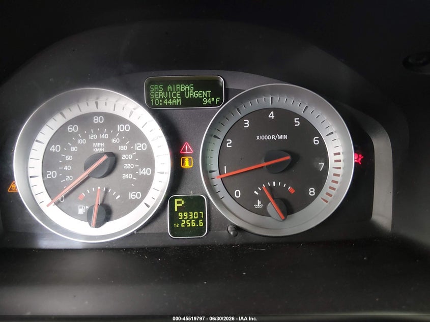 2013 Volvo C70 VIN YV1672MC7DJ142779 IAAI salvage auction — SIDE, Rebuildable (Florida), sold $850 on 2026-08-19 (photo 7)