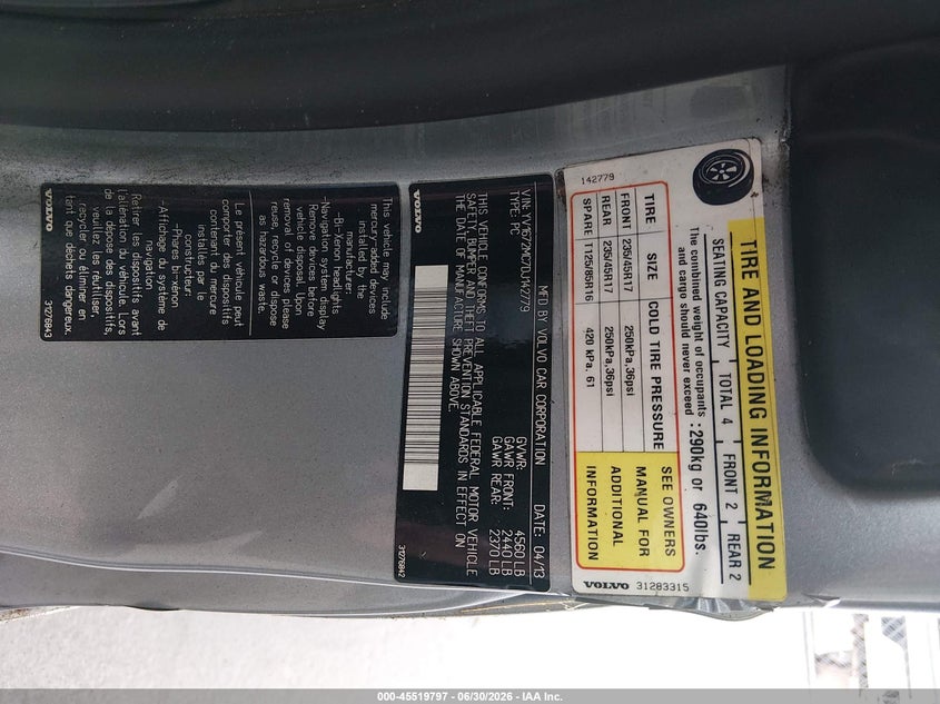 2013 Volvo C70 VIN YV1672MC7DJ142779 IAAI salvage auction — SIDE, Rebuildable (Florida), sold $850 on 2026-08-19 (photo 9)
