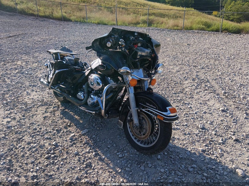 2013 Harley-davidson Flhtcu VIN 1HD1FCM14DB693400 IAAI salvage auction — FRONT & REAR, Original (Ohio), sold $875 on 2026-07-07 (photo 1)