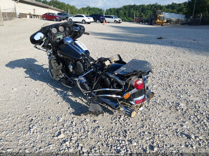 2013 Harley-davidson Flhtcu VIN 1HD1FCM14DB693400 IAAI salvage auction — FRONT & REAR, Original (Ohio), sold $875 on 2026-07-07 (photo 3)