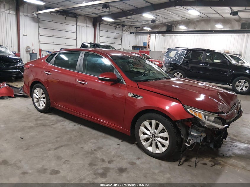 2018 Kia Optima VIN 5XXGT4L32JG201353 IAAI salvage auction — FRONT END, Salvage (Iowa), sold $25 on 2026-07-28 (photo 1)