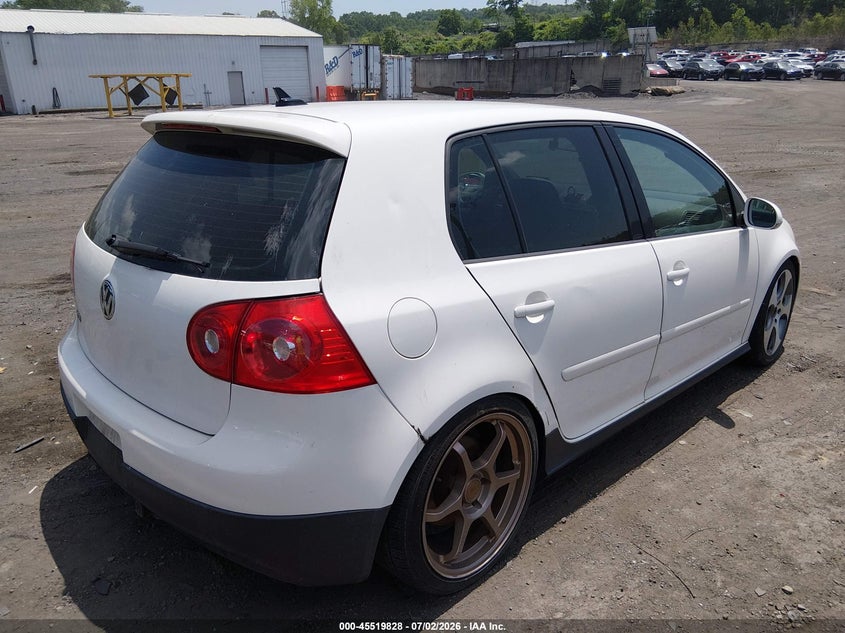 2009 Volkswagen Gti VIN WVWHD71K69W148339 IAAI salvage auction — NORMAL WEAR, Clear (Pennsylvania), sold $25 on 2026-08-18 (photo 4)