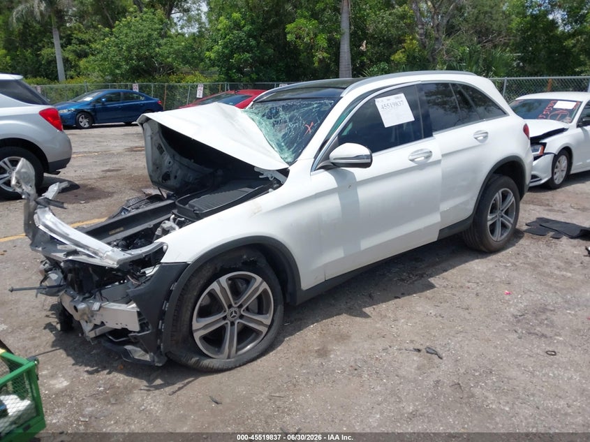 2020 Mercedes-benz Glc VIN WDC0G8DB9LF738414 IAAI salvage auction — FRONT END, Salvage Title, sold $1,900 on 2026-07-29 (photo 2)