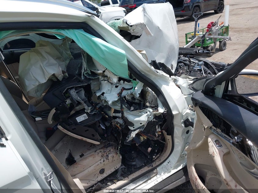 2020 Mercedes-benz Glc VIN WDC0G8DB9LF738414 IAAI salvage auction — FRONT END, Salvage Title, sold $1,900 on 2026-07-29 (photo 5)