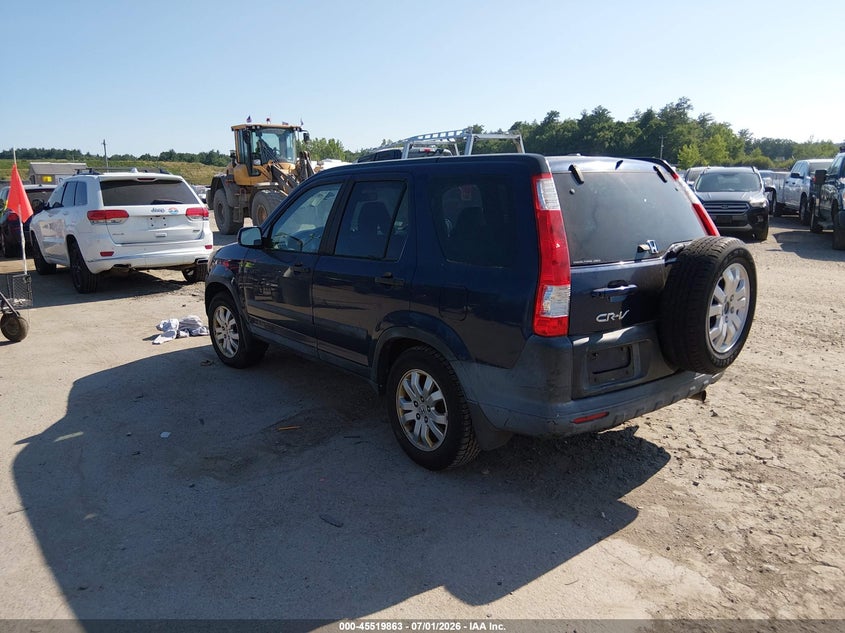 2005 Honda Cr-v VIN SHSRD788X5U300483 IAAI salvage auction — NORMAL WEAR, Clear (Massachusetts), sold $550 on 2026-07-15 (photo 3)