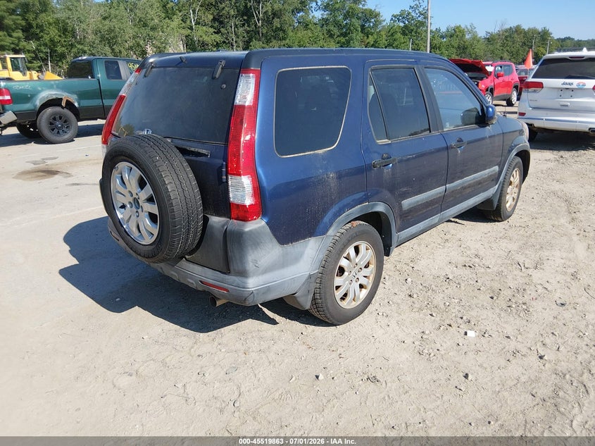 2005 Honda Cr-v VIN SHSRD788X5U300483 IAAI salvage auction — NORMAL WEAR, Clear (Massachusetts), sold $550 on 2026-07-15 (photo 4)