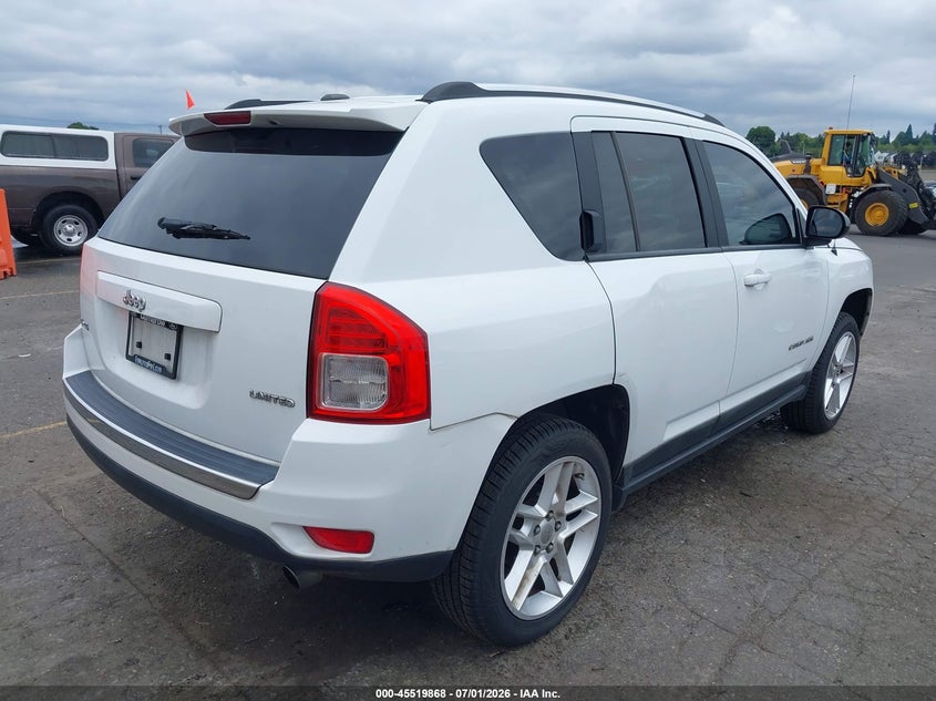 2011 Jeep Compass VIN 1J4NF5FB8BD176536 IAAI salvage auction — NORMAL WEAR, Clear-Dealer Only (Oregon), sold $900 on 2026-07-09 (photo 4)