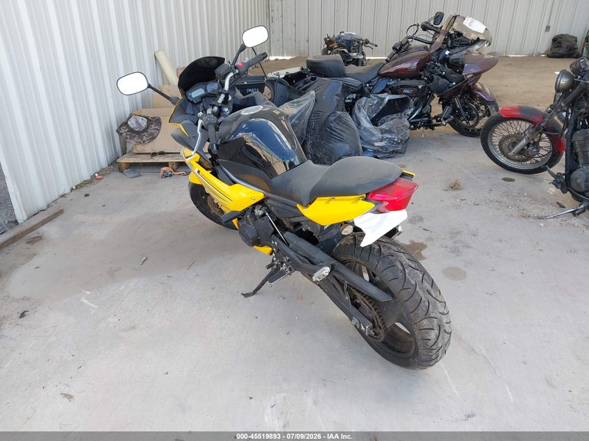 2009 Yamaha Fz6 VIN JYARJ18E89A000423 IAAI salvage auction — NORMAL WEAR, Original (Texas), sold $1,425 on 2026-07-14 (photo 3)