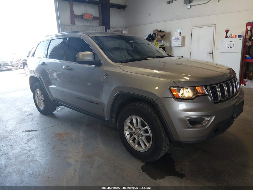 2019 Jeep Grand cherokee VIN 1C4RJFAG0KC836914 IAAI salvage auction — NORMAL WEAR, Sf97 (Oklahoma), sold $11,100 on 2026-08-03 (photo 1)