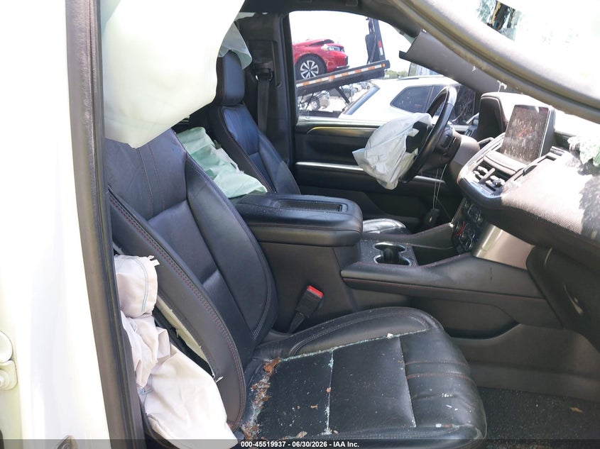 2021 Chevrolet Suburban VIN 1GNSCEKDXMR273629 IAAI salvage auction — FRONT END, Salvage Title, sold $8,000 on 2026-07-29 (photo 5)