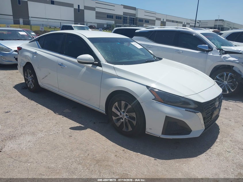 2023 Nissan Altima VIN 1N4BL4BV0PN314394 IAAI salvage auction — RIGHT SIDE, Original (Texas), sold $9,000 on 2026-09-01 (photo 1)