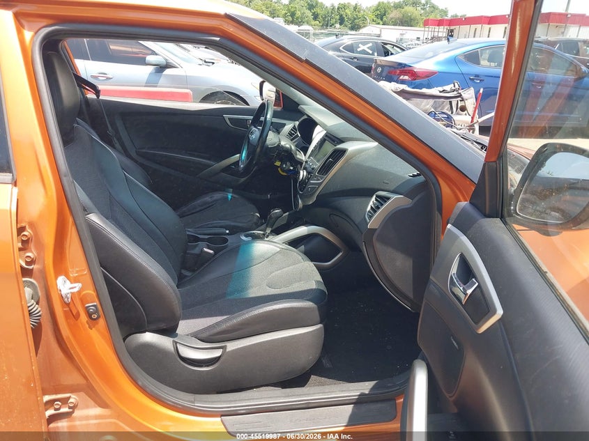 2012 Hyundai Veloster VIN KMHTC6AD3CU029901 IAAI salvage auction — NORMAL WEAR, Clear-Dealer Only (Maryland), sold $400 on 2026-07-30 (photo 5)