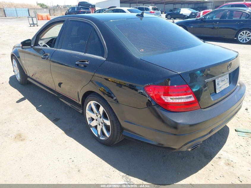 2012 Mercedes-benz C-klasse VIN WDDGF4HBXCR193421 IAAI salvage auction — NORMAL WEAR, Clear - Dealer Only (California), sold $725 on 2026-07-29 (photo 3)