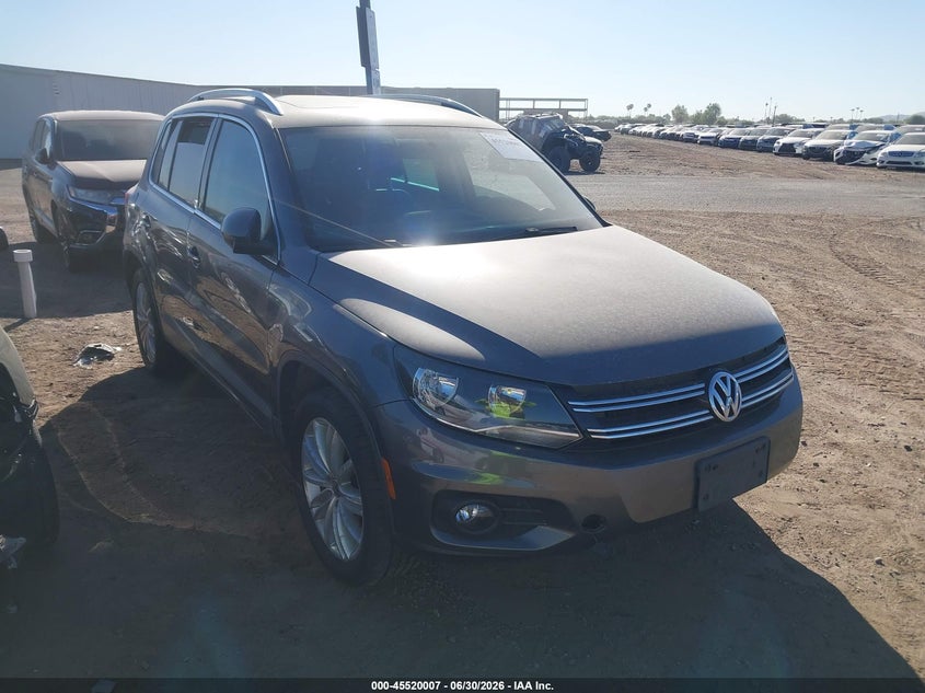 2014 Volkswagen Tiguan VIN WVGBV3AX2EW527254 IAAI salvage auction — NORMAL WEAR, Clear-Dealer Only (Michigan), sold $275 on 2026-07-28 (photo 1)