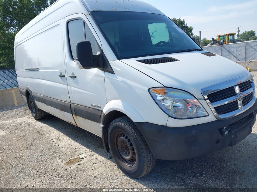 2008 Dodge Sprinter VIN WD0PE845185261213 IAAI salvage auction — NORMAL WEAR, Clear (Illinois), sold $550 on 2026-07-28 (photo 1)