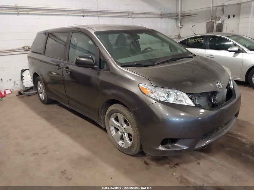 2017 Toyota Sienna VIN 5TDZZ3DCXHS802762 IAAI salvage auction — LEFT SIDE, Salvage (Minnesota), sold $5,700 on 2026-07-29 (photo 1)