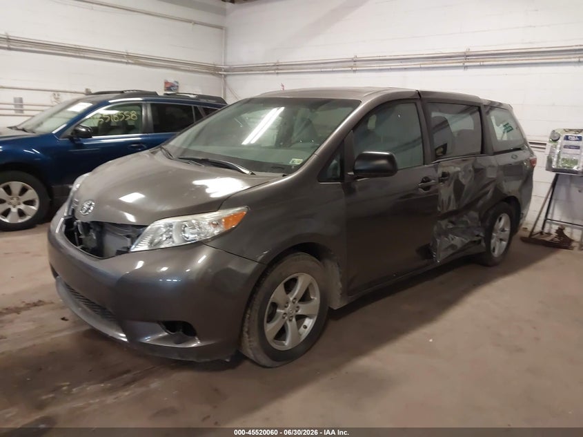 2017 Toyota Sienna VIN 5TDZZ3DCXHS802762 IAAI salvage auction — LEFT SIDE, Salvage (Minnesota), sold $5,700 on 2026-07-29 (photo 2)