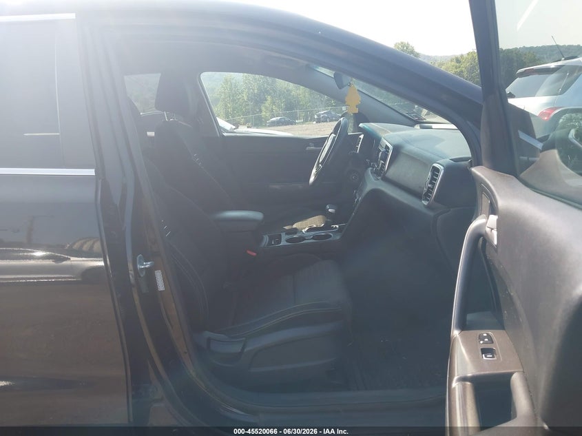 2018 Kia Sportage VIN KNDPM3AC2J7347013 IAAI salvage auction — NORMAL WEAR, Clear (New Jersey), sold $1,800 on 2026-07-09 (photo 5)