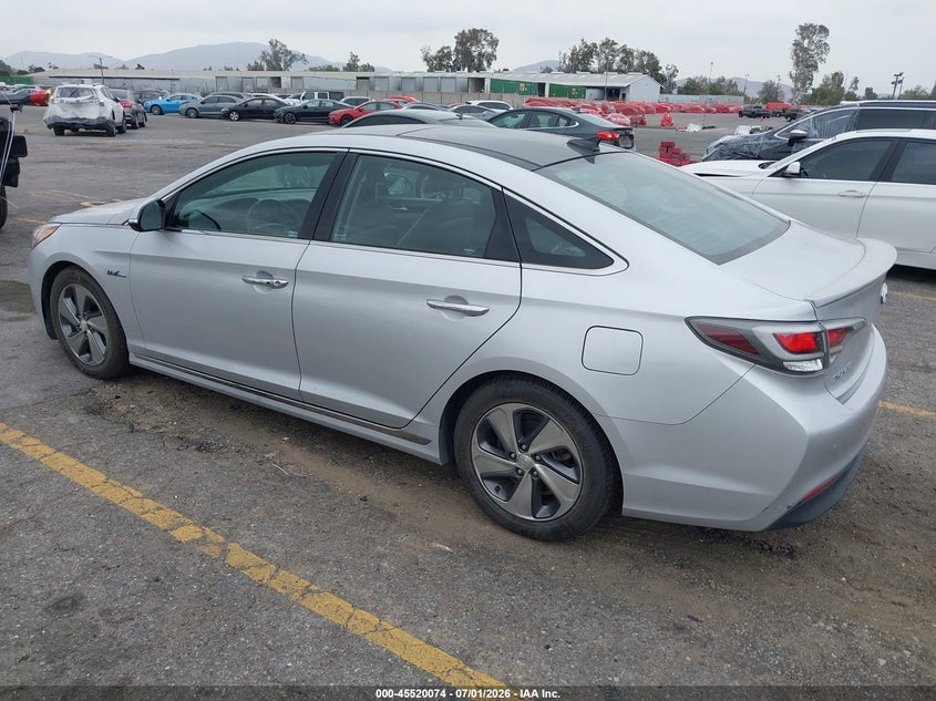 2016 Hyundai Sonata VIN KMHE34L1XGA028848 IAAI salvage auction — NORMAL WEAR, Clear - Dealer Only (California), sold $675 on 2026-07-28 (photo 3)