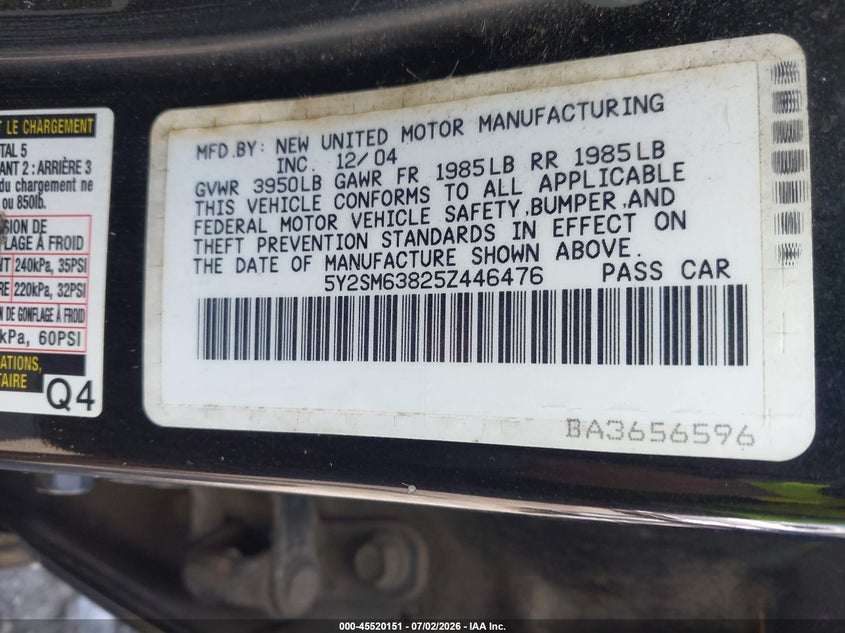2005 Pontiac Vibe VIN 5Y2SM63825Z446476 IAAI salvage auction — NORMAL WEAR, Clear (New York), sold $650 on 2026-07-14 (photo 9)