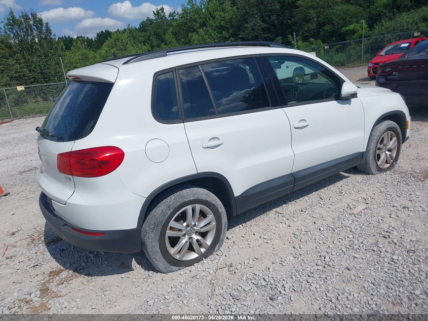 2016 Volkswagen Tiguan VIN WVGAV7AX1GW574359 IAAI salvage auction — NORMAL WEAR, Salvage Title, sold $2,150 on 2026-08-24 (photo 4)
