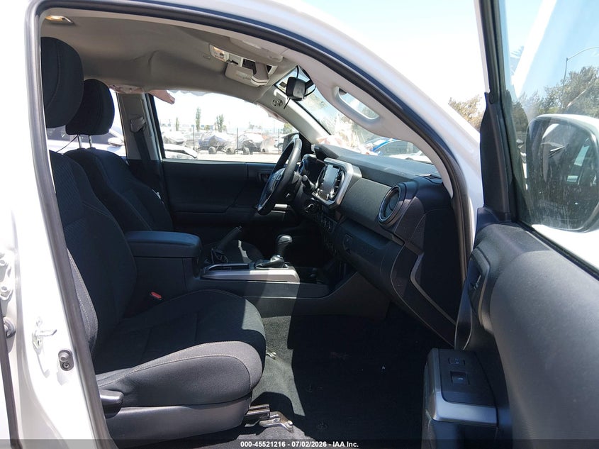 2021 Toyota Tacoma VIN 5TFCZ5AN9MX254698 IAAI salvage auction — LEFT SIDE, Salvage Title, sold $10,300 on 2026-07-29 (photo 5)