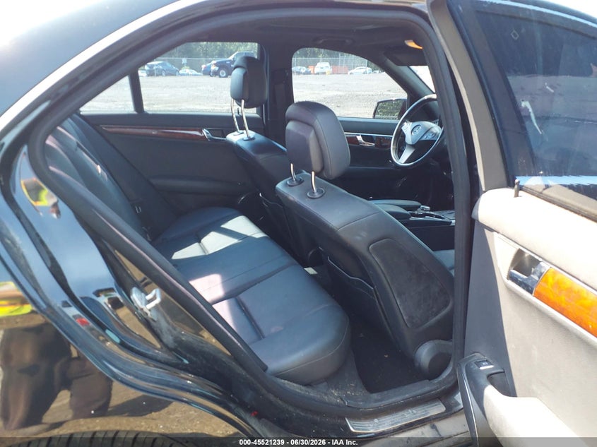 2011 Mercedes-benz C class VIN WDDGF8BB1BR162718 IAAI salvage auction — NORMAL WEAR, Clear (New Jersey), sold $600 on 2026-07-16 (photo 8)