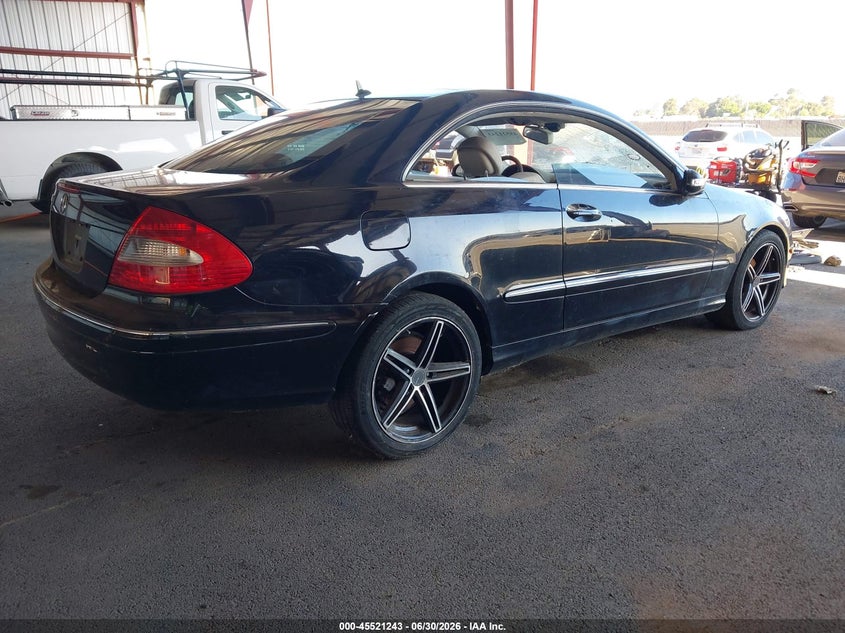 2008 Mercedes-benz Clk-class VIN WDBTJ56H68F249835 IAAI salvage auction — NORMAL WEAR, Clear - Dealer Only (California), sold $350 on 2026-07-21 (photo 4)