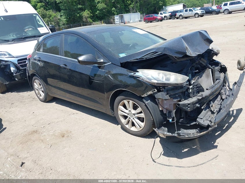 2013 Hyundai Elantra VIN KMHD35LE0DU108707 IAAI salvage auction — FRONT END, Clear (Massachusetts), sold $425 on 2026-07-14 (photo 1)