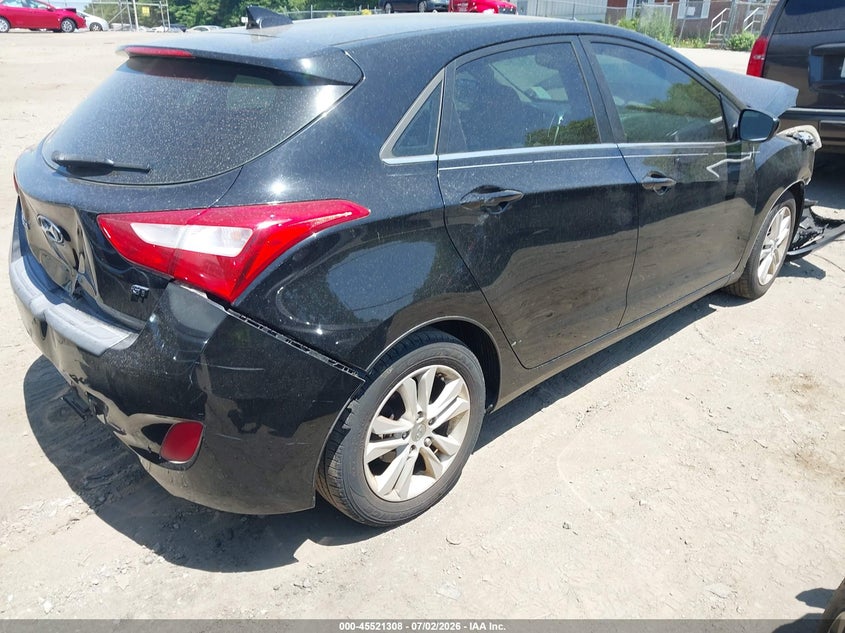 2013 Hyundai Elantra VIN KMHD35LE0DU108707 IAAI salvage auction — FRONT END, Clear (Massachusetts), sold $425 on 2026-07-14 (photo 4)