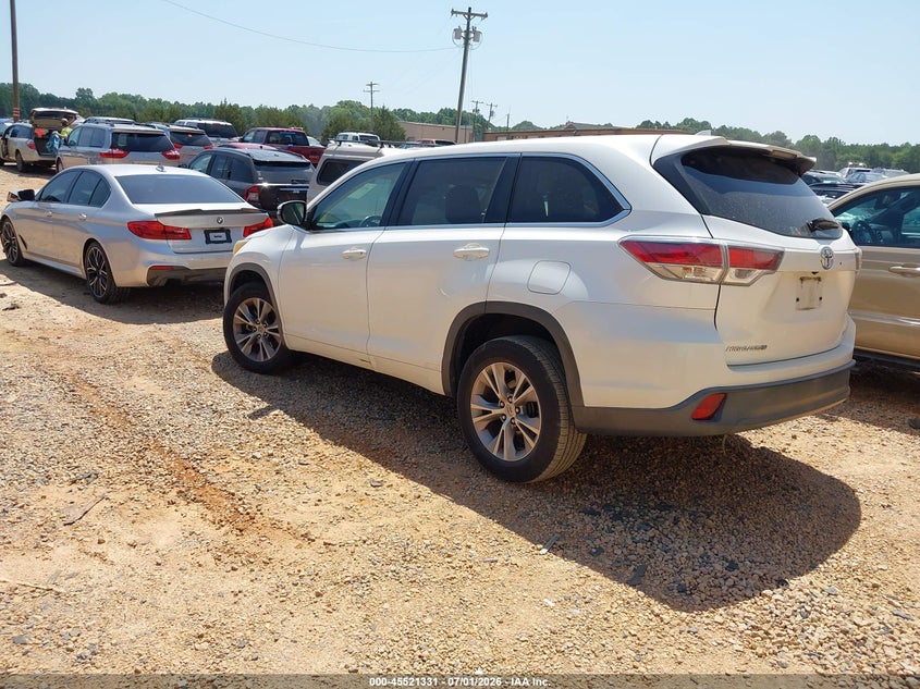 2015 Toyota Highlander VIN 5TDZKRFH5FS079903 IAAI salvage auction — FRONT END, Salvage (North Carolina), sold $5,600 on 2026-07-27 (photo 3)