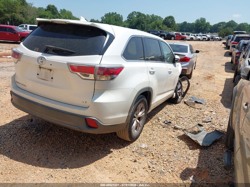 2015 Toyota Highlander VIN 5TDZKRFH5FS079903 IAAI salvage auction — FRONT END, Salvage (North Carolina), sold $5,600 on 2026-07-27 (photo 4)