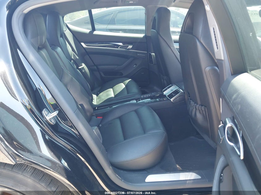 2015 Porsche Panamera VIN WP0AD2A79FL040892 IAAI salvage auction — UNKNOWN, Salvage (Illinois), sold $2,350 on 2026-08-12 (photo 8)